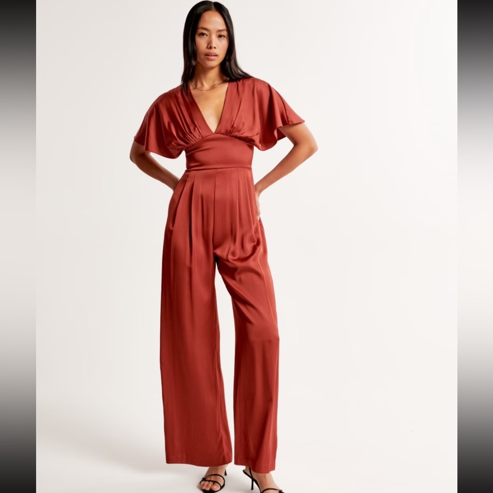 NWT Abercrombie & Fitch Angel Sleeve Satin Jumpsuit Red XS